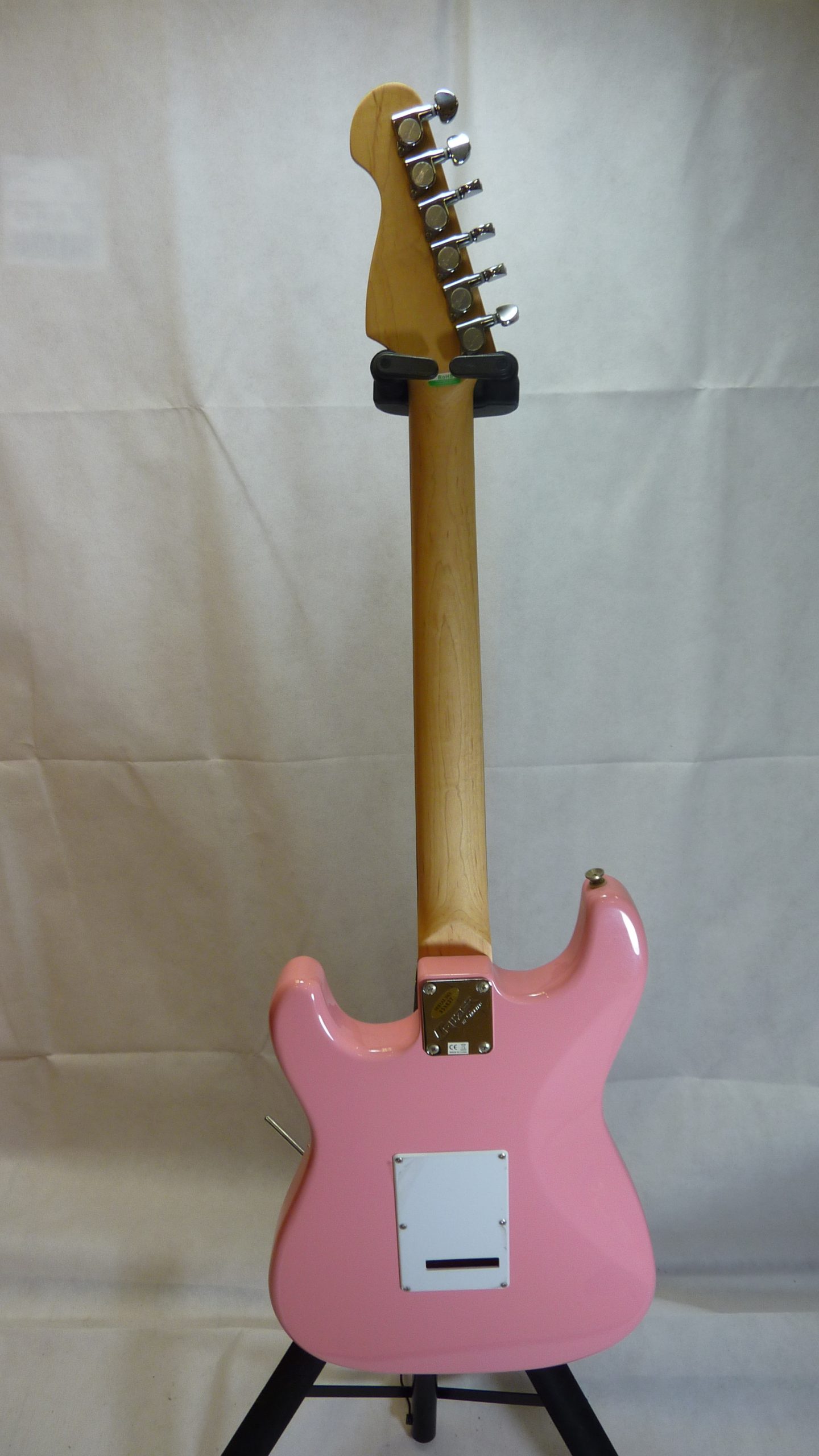 Cruzer by Crafter S-style Guitar Pink